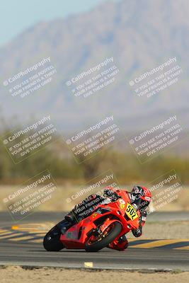 media/Mar-21-2025-CVMA Friday Practice (Fri) [[30cd4fe323]]/3-Racer 2/Session 2 (Turn 4 Entry)/